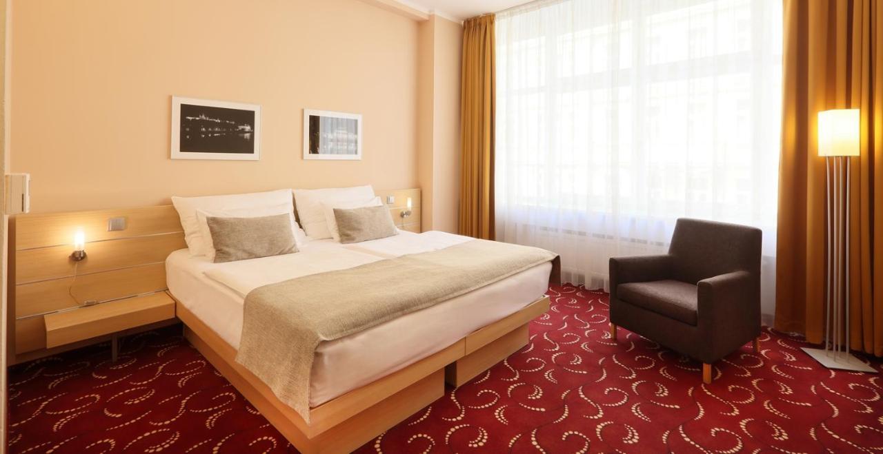 Amarilis Hotel Prague Exterior photo