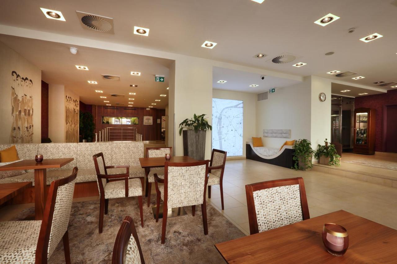 Amarilis Hotel Prague Exterior photo